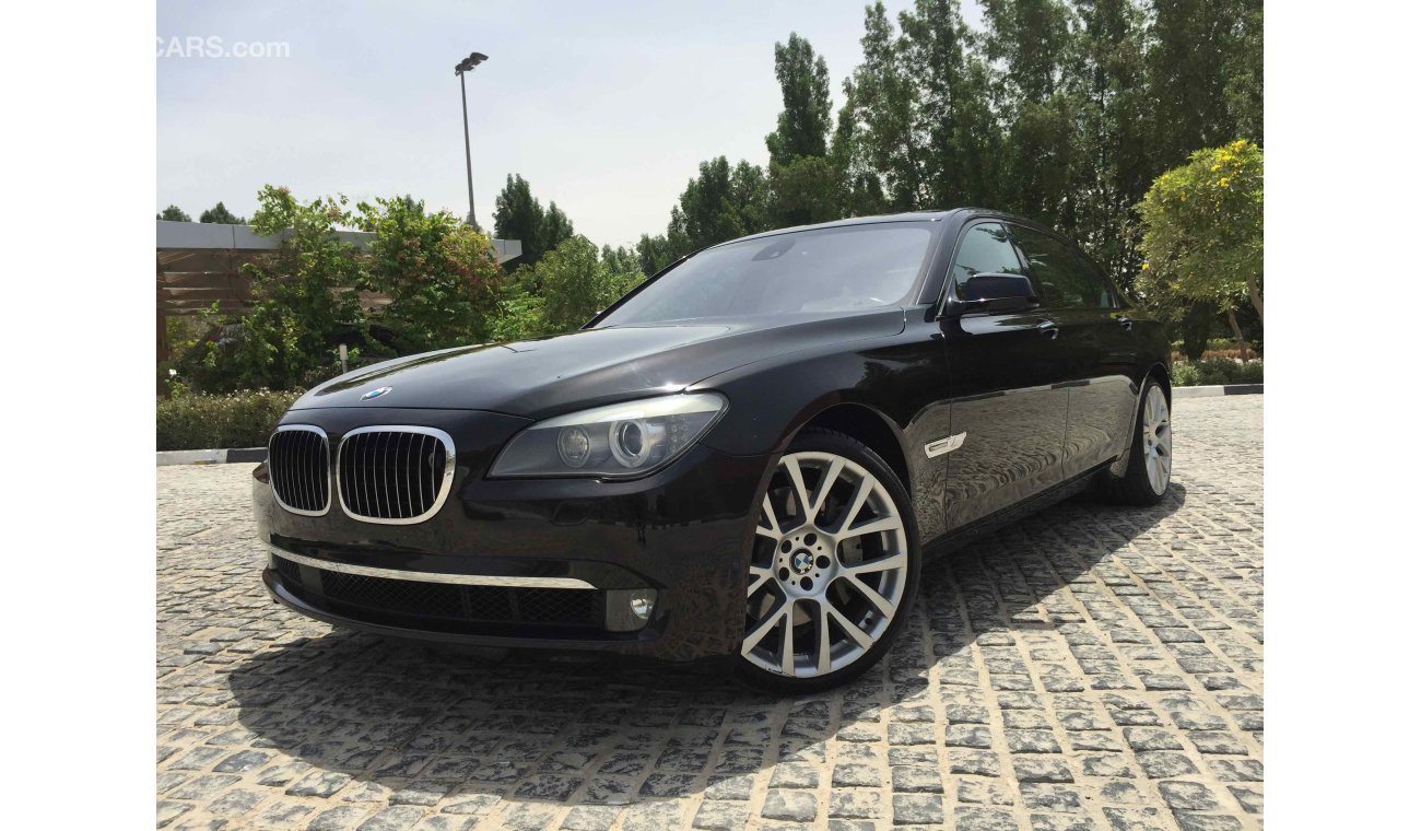 BMW 750Li INDIVIDUAL 2011 MODEL GCC FULL OPTION