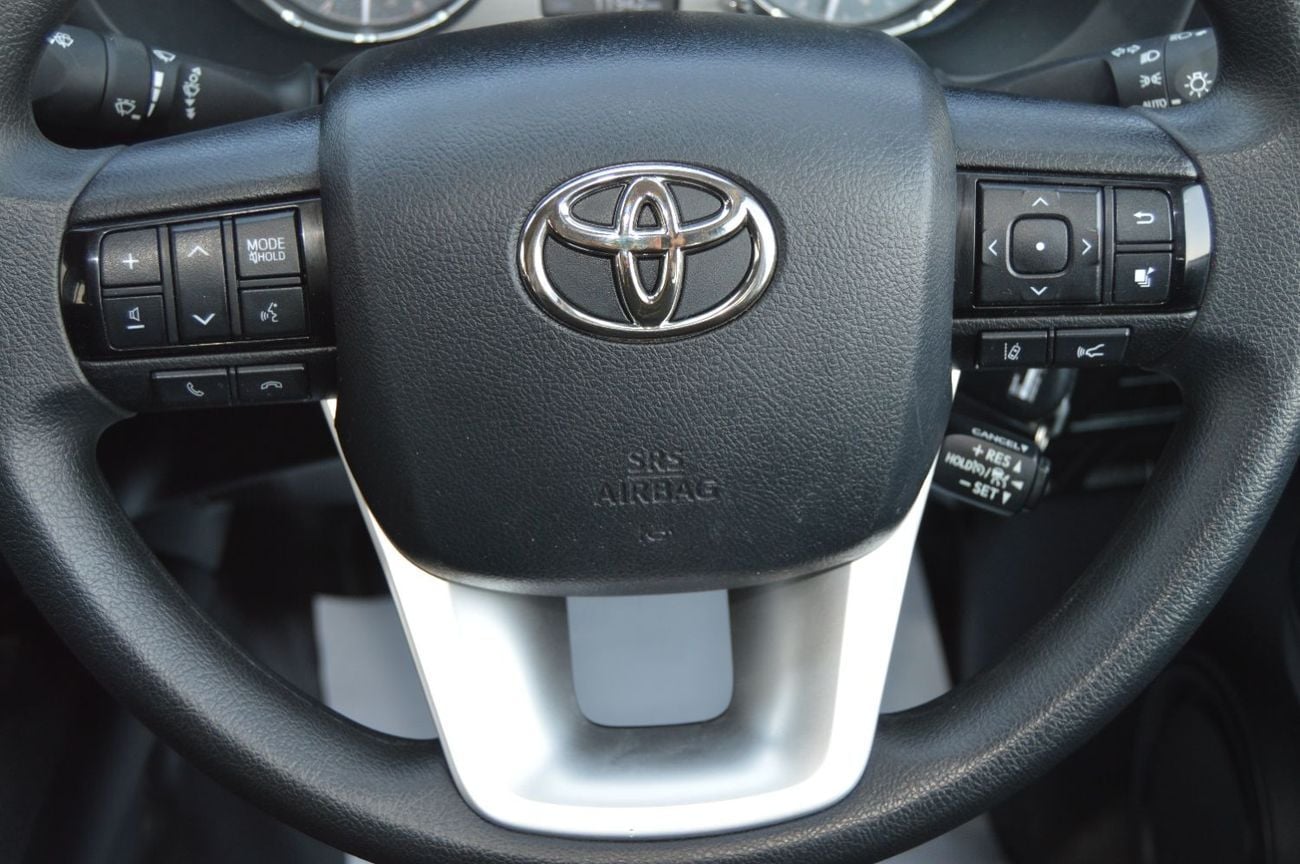 Toyota Hilux SGLX Right Hand Drive Year: 2024 Engine: 2.8L/ V4