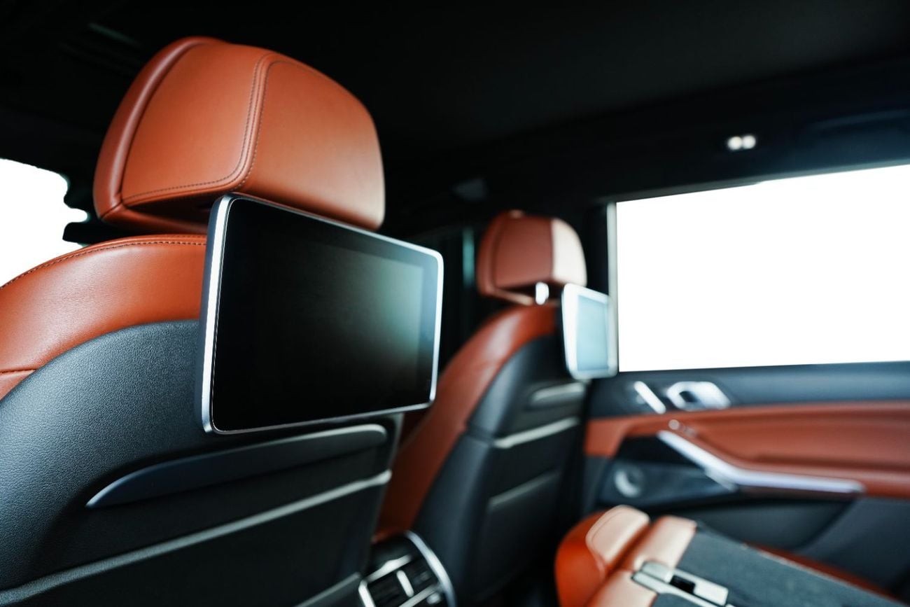 بي أم دبليو X7 50i M SPORT
