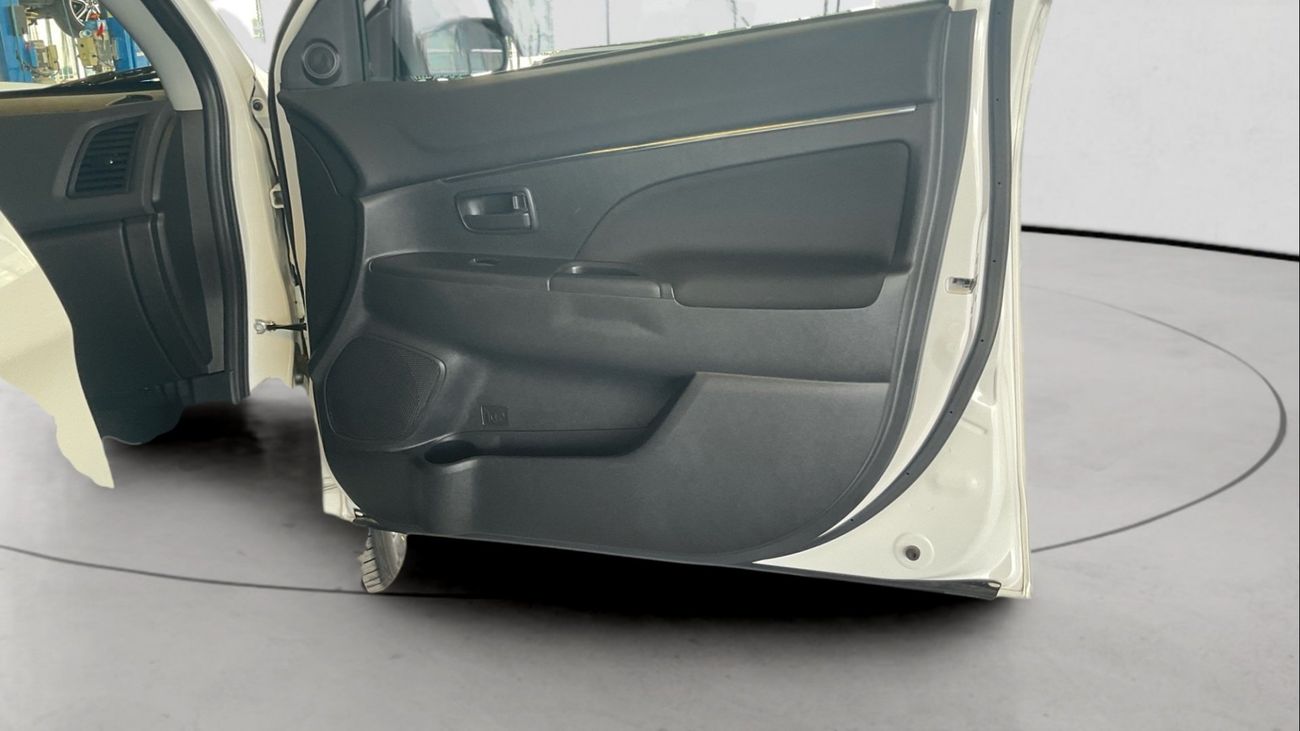 Mitsubishi ASX 2.0 CVT 2WD BASIC | Guaranteed Warranty | 0 Down Payment