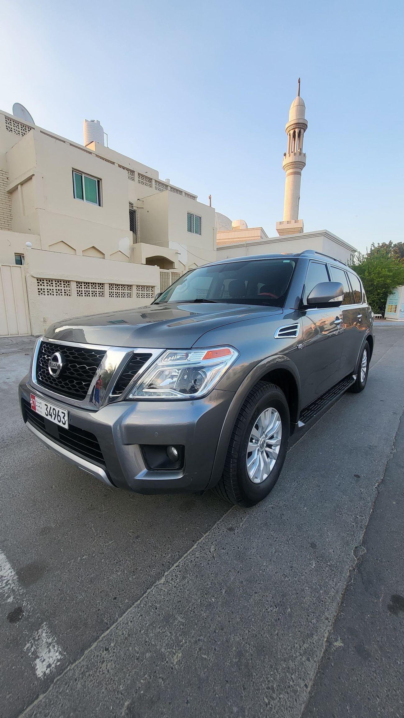 Nissan Armada sv