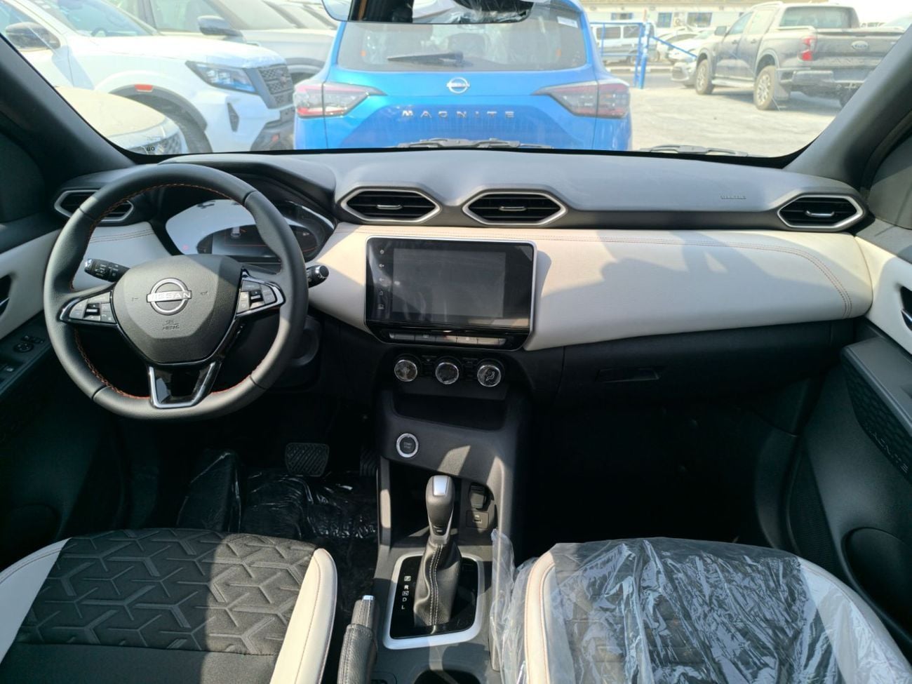 نيسان ماغنيت SV