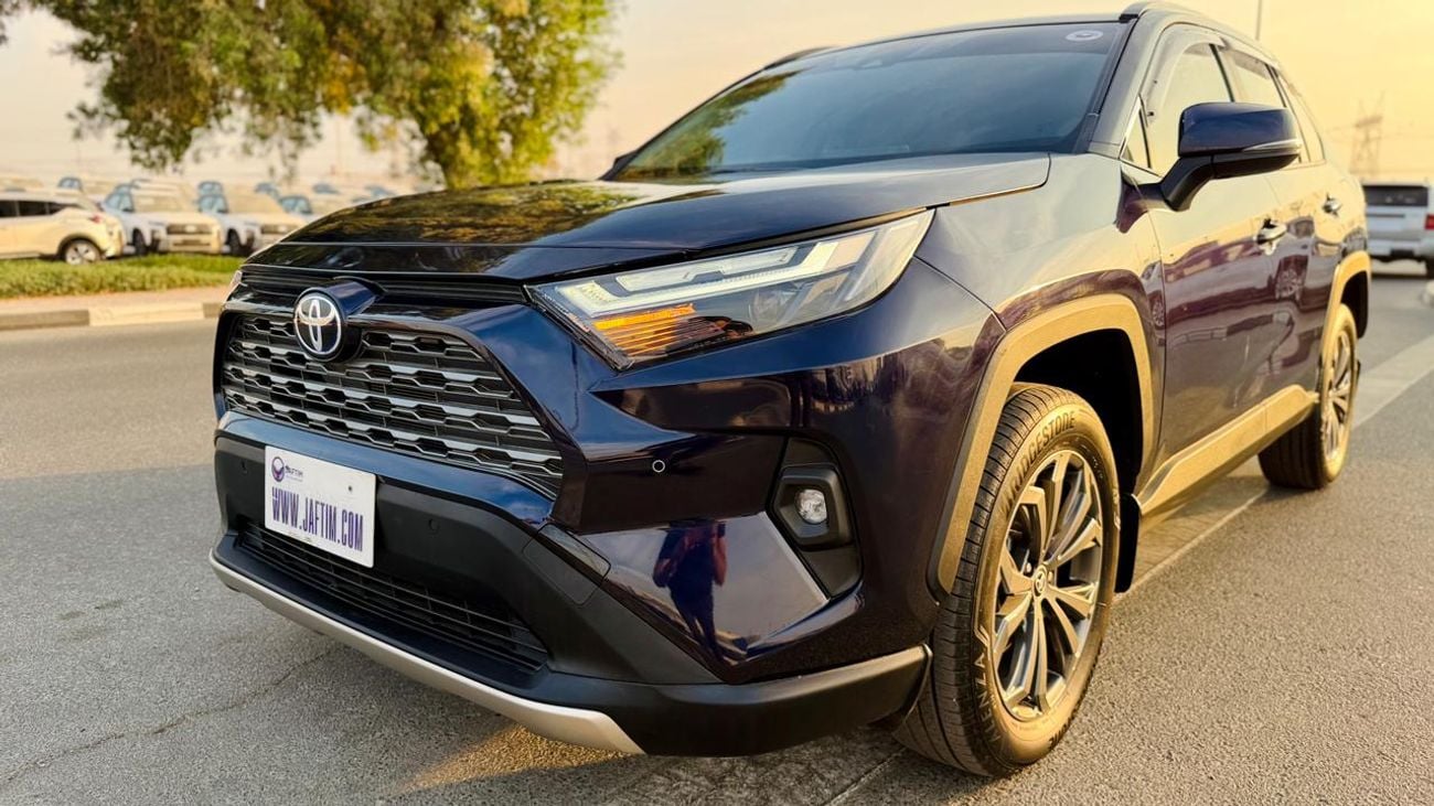 Toyota RAV4 HYBRID | BSM | BACK CAMERA | AUTOMATIC TRANSMISSION | 2.5L | DUAL EXHAUST PIPE | 2024