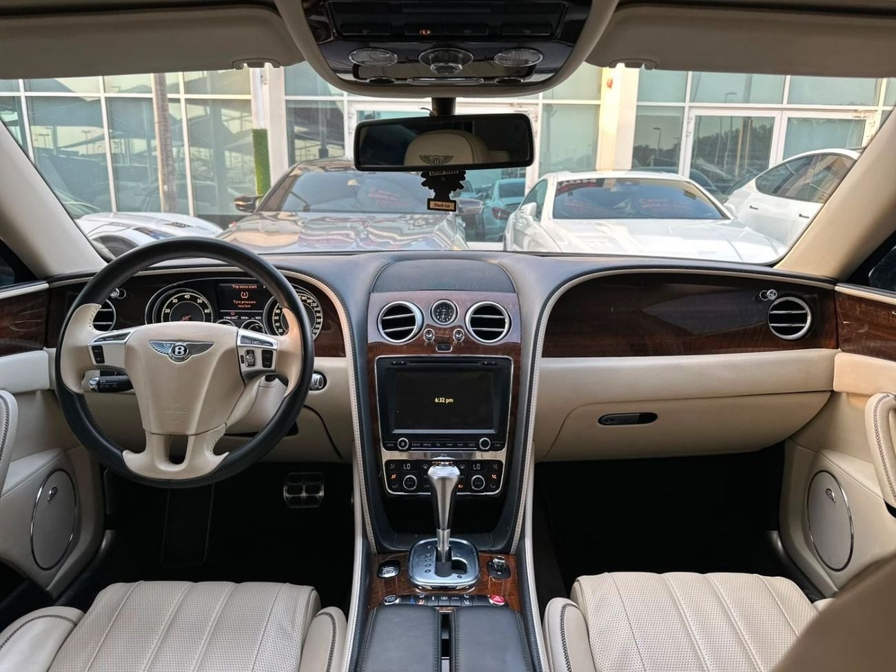 بنتلي فلاينج سبور V8