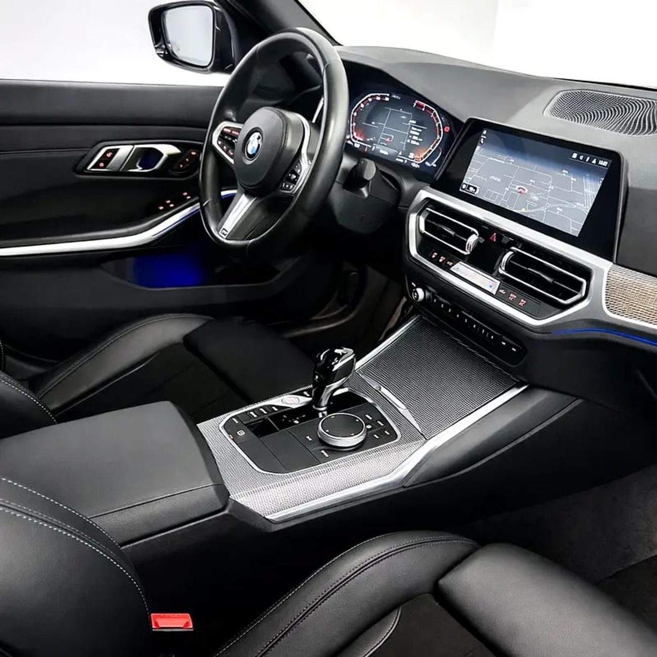 بي أم دبليو 330i M Sport 2.0L (255 HP) 2021 BMW 330i M-Kit, Warranty, 2026 BMW Service Pack, GCC