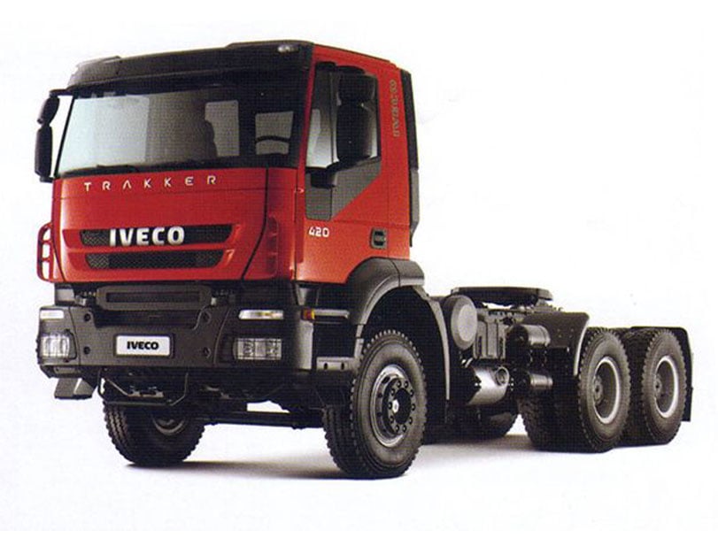 Iveco Trakker cover - Front Left Angled