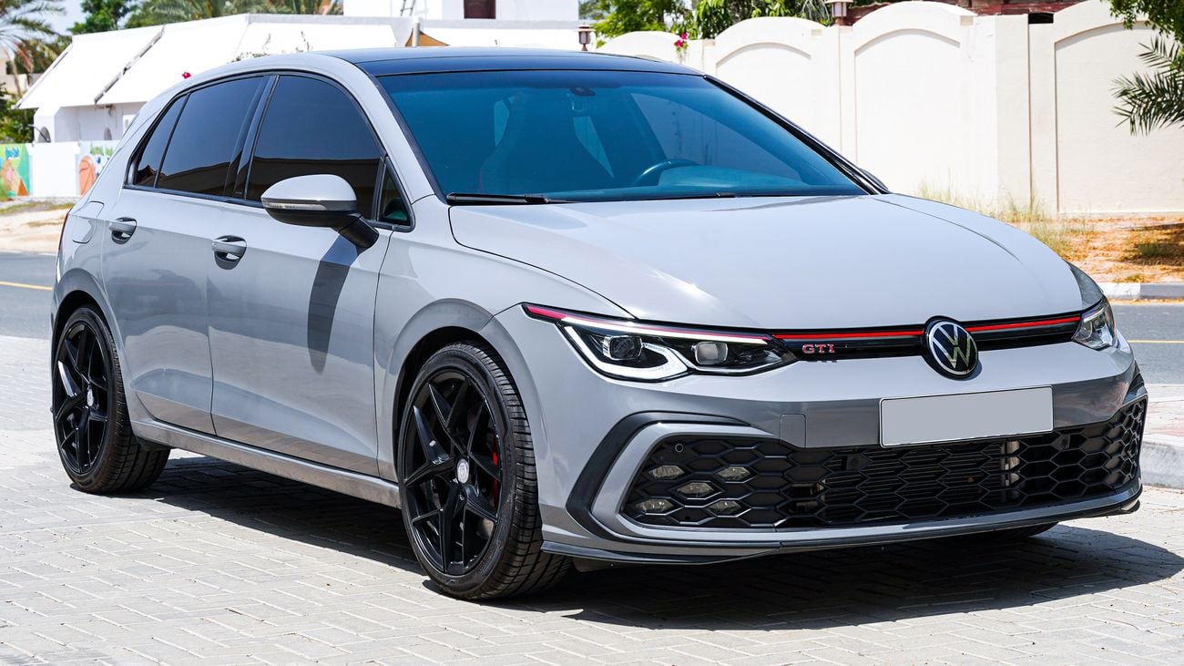 فولكس واجن جولف GTI