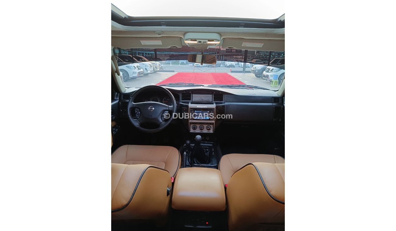 Nissan Patrol Super Safari