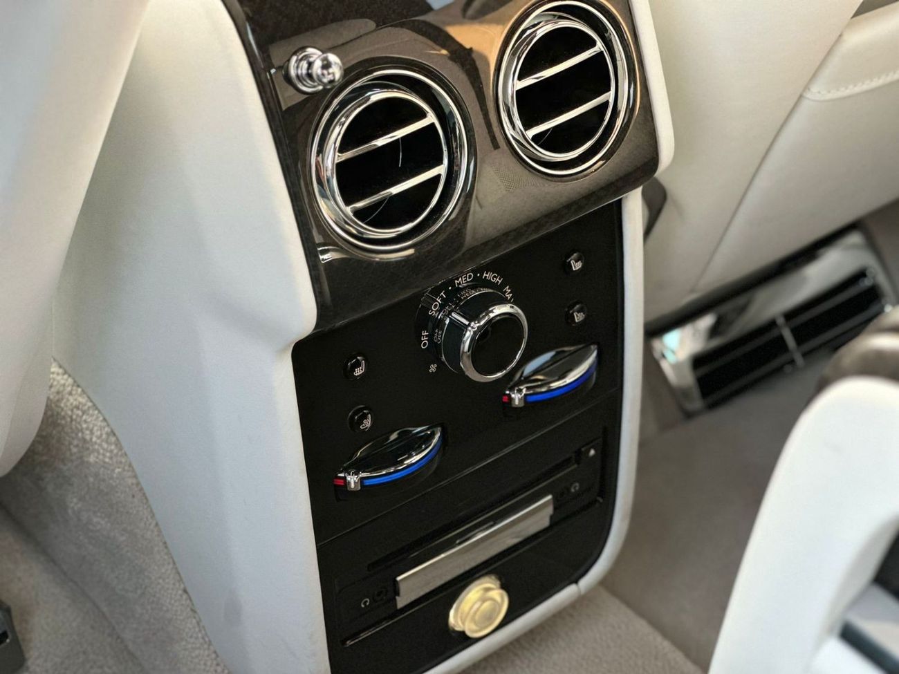 Rolls-Royce Cullinan ROLLS ROYCE CULINAN 2023