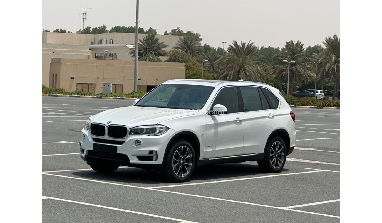 BMW X5 35i Exclusive MODEL 2015 GCC CAR PREFECT CONDITION INSIDE AND OUTSIDE FULL OPTION PANORAMIC ROOF LEA