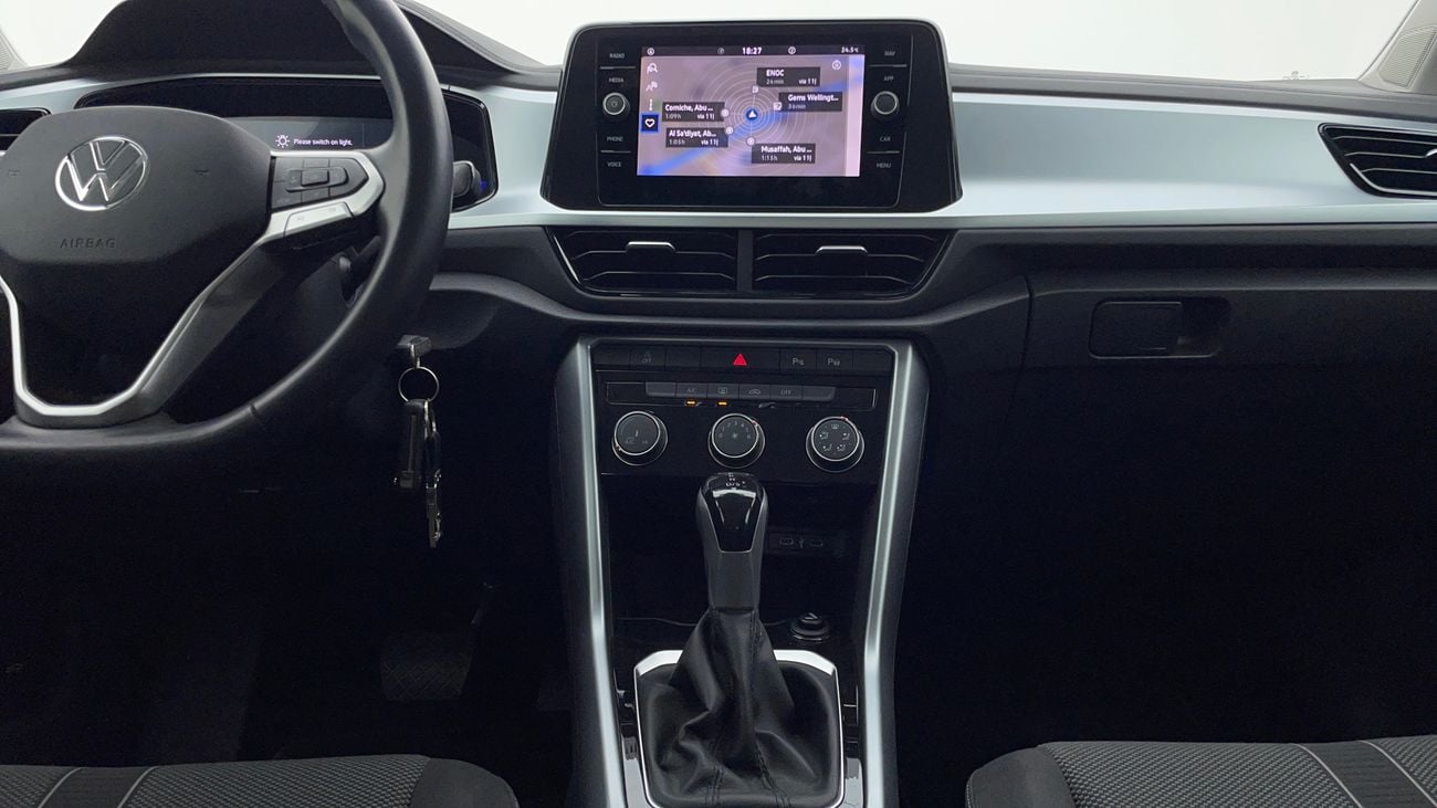 فولكس واجن T ROC 2024 LIFE | AED 1086/Month | 0 DP | 30 Day Return | Warranty | Service History