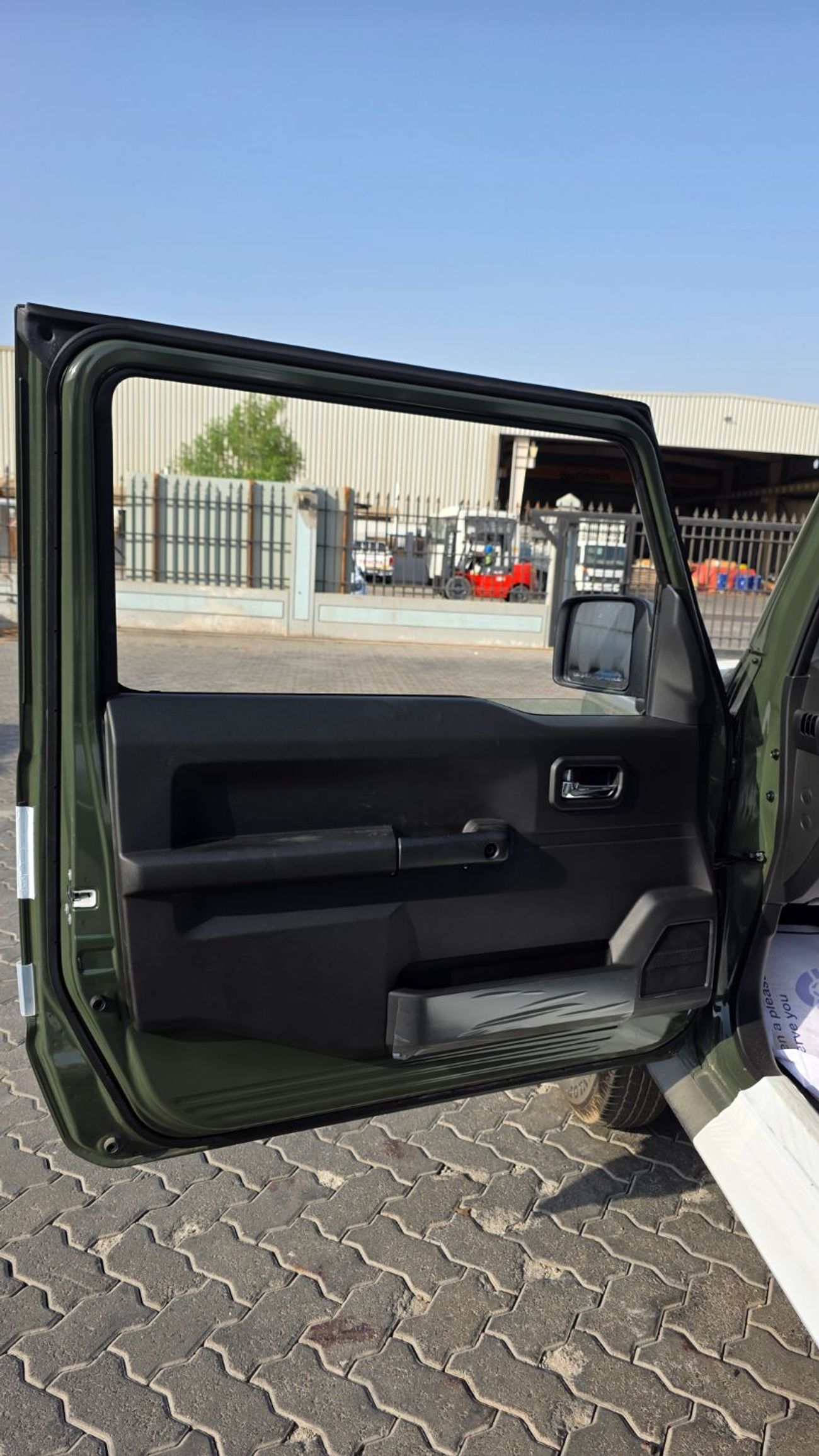 سوزوكي جيمني GLX 1.5L (3-Doors)