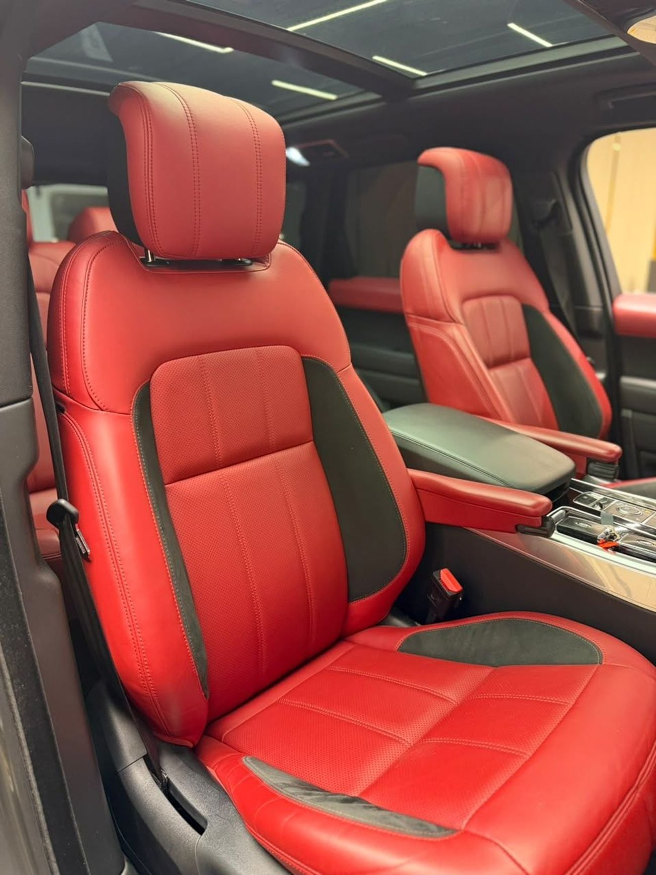 Land Rover Range Rover Sport HSE DYNAMIC