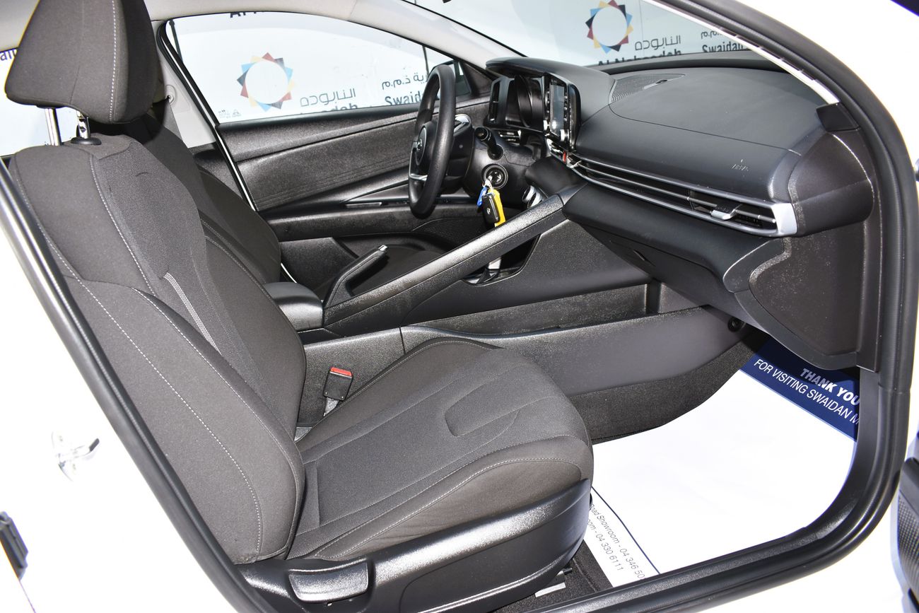 Hyundai Elantra AED 899 PM | 1.6L SMART GCC DEALER WARRANTY