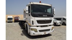 Tata Prima Tata 4438 Prime Mover with Trailer, Model:2015. Only done 20378 km done 20