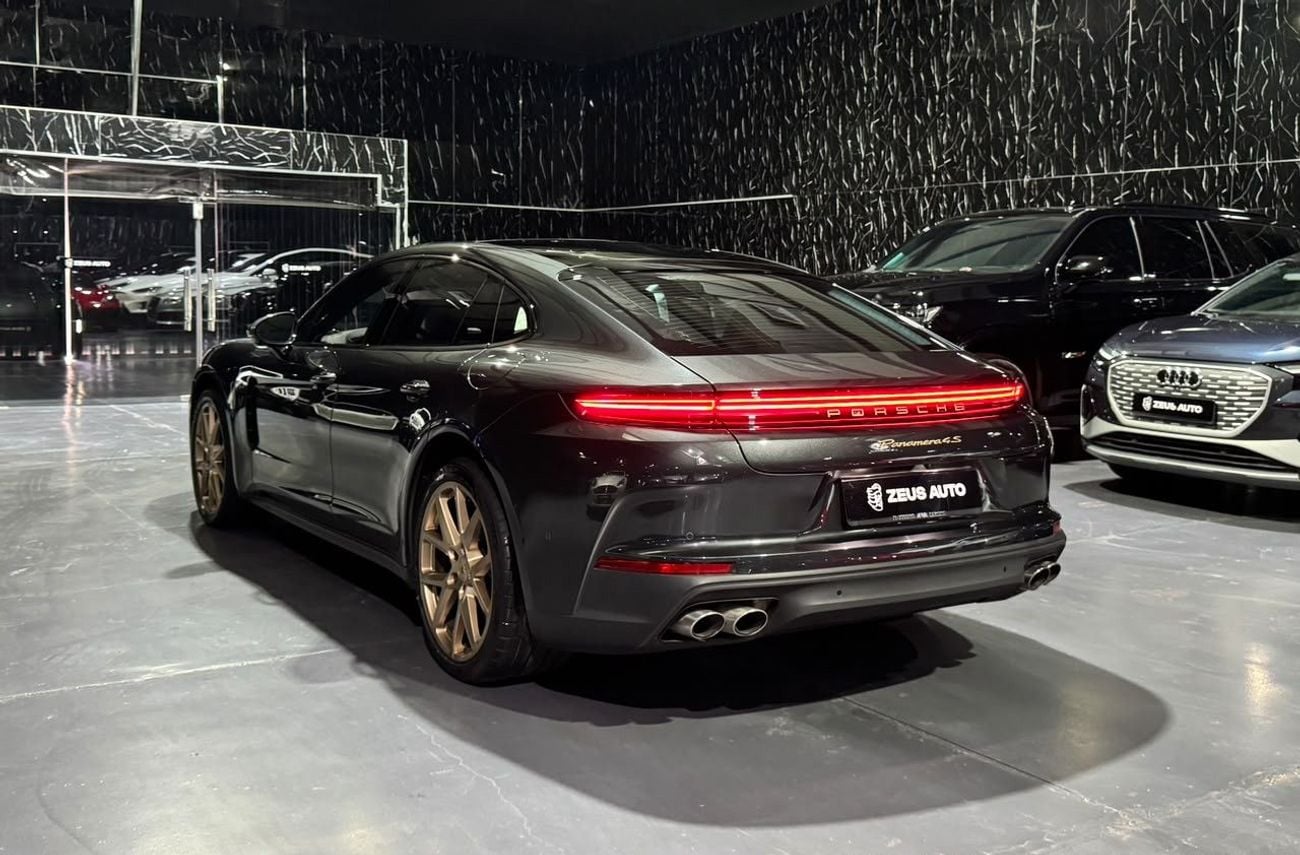 Porsche Panamera 4S E- HYBRID 2025 Porsche Panamera 4S E-Hybrid, 2029 Porsche Warranty, Just Been Serviced, Very Low