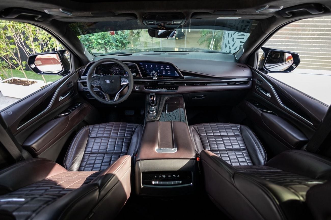 Cadillac Escalade Sport Platinum 6.2L 4WD