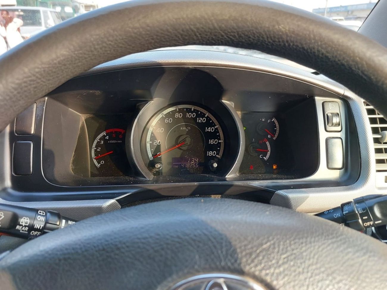 Toyota Hiace TOYOTA HIACE VAN RIGHT HAND DRIVE(PM12342)