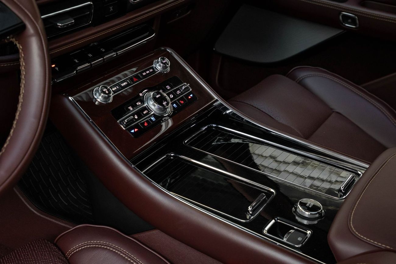 Lincoln Aviator 4,818 P.M | 0% Downpayment | AVIATOR PRESIDENTIAL | WARRANTY 2029!