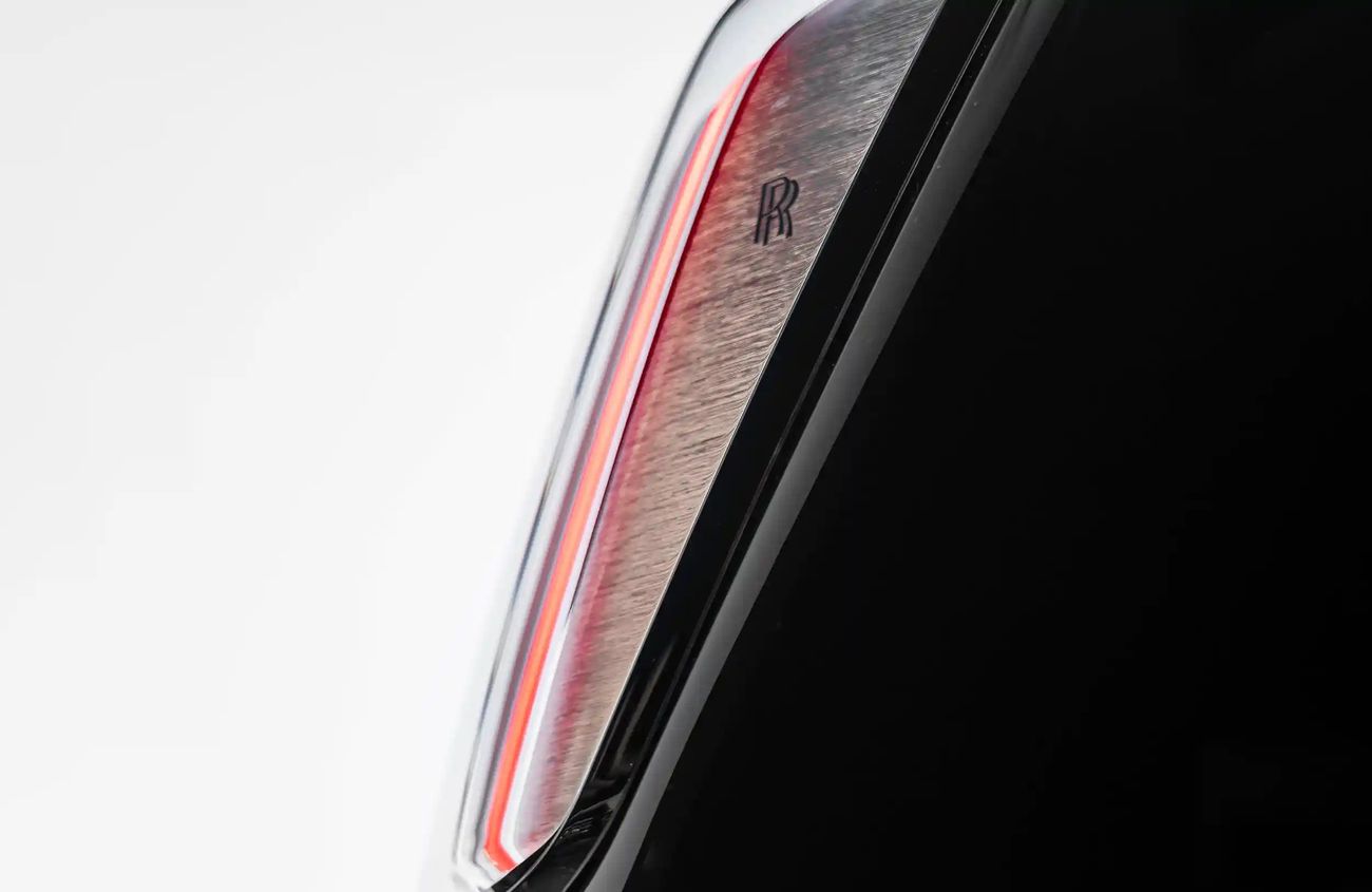 رولز رويس سبيكتر Dual Electric Motors | Warranty