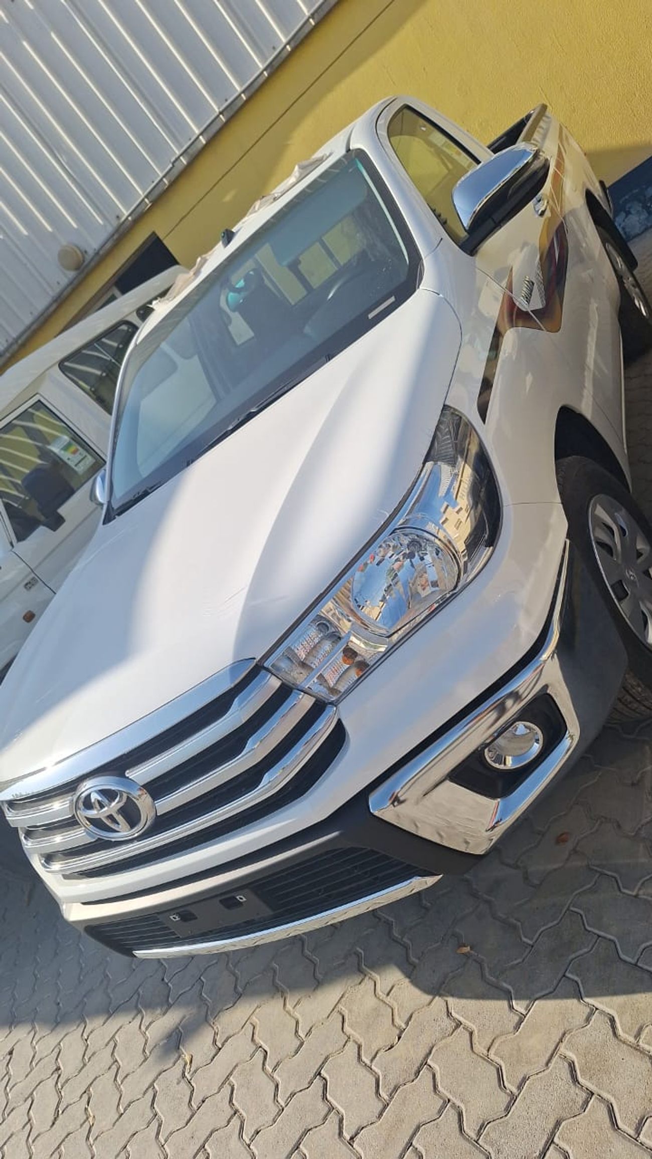 Toyota Hilux TOYOTA HILUX 2.7L MT SINGLE CAB 4*2