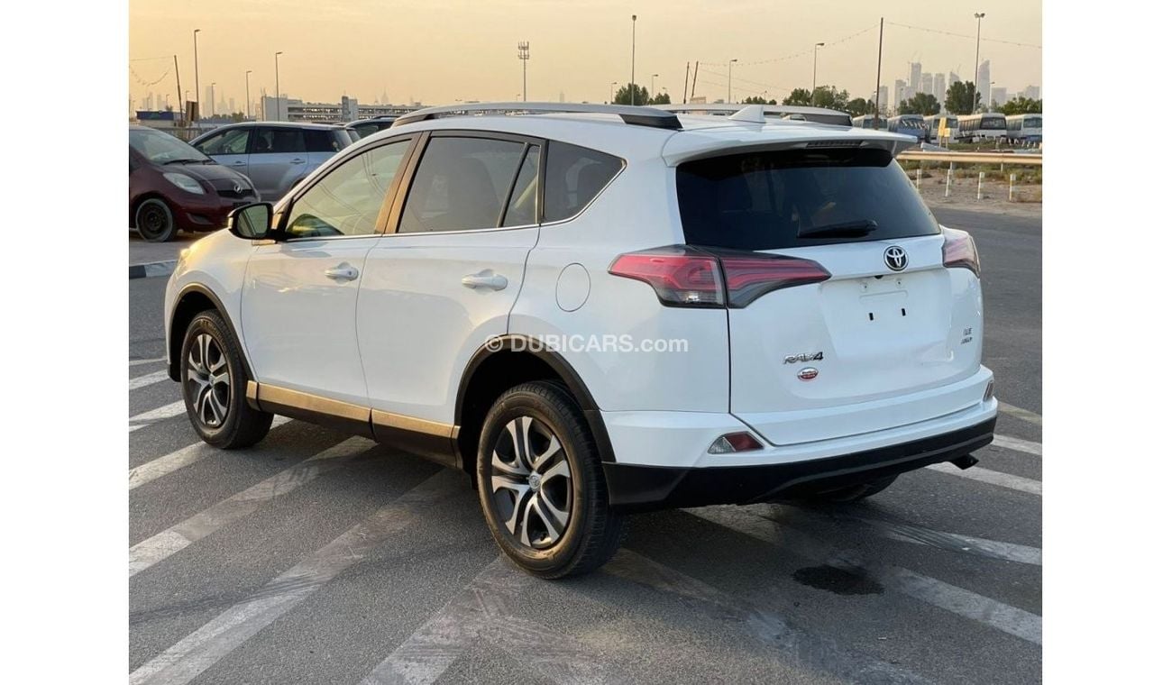 Toyota RAV4 2017 TOYOTA RAV4 LE / AWD / MID OPTION
