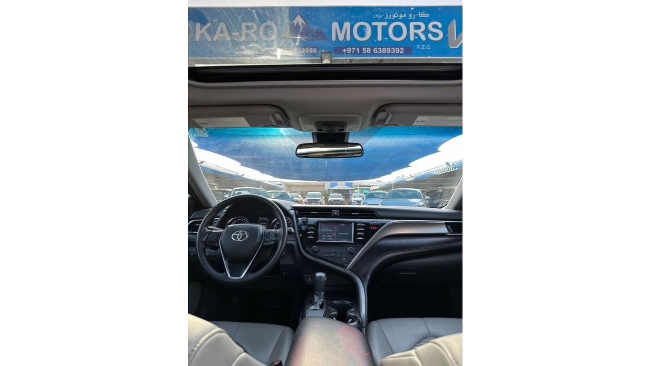 Toyota Camry Toyota Camry 2018 with an engine capacity of 2.5 4 cylinders in good condition leather interior has