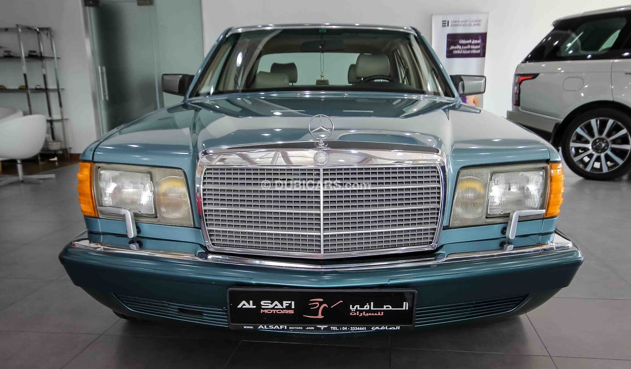 مرسيدس بنز 560 SEL