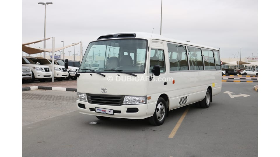 Toyota Coaster 30 SEATER BUS WITH GCC SPEC for sale AED 82,000. White