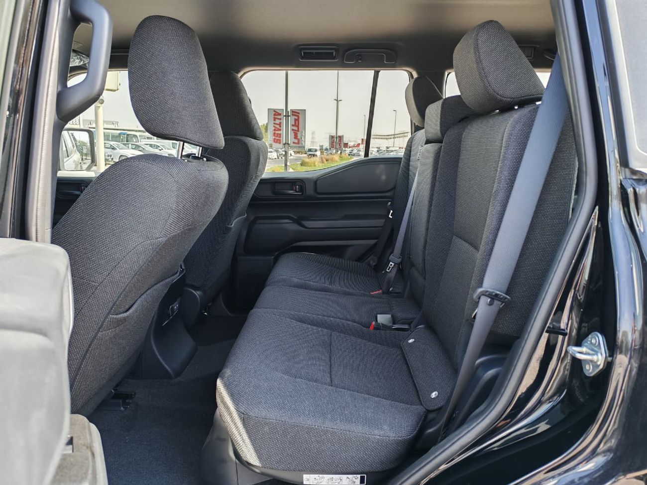 تويوتا برادو 2025 Toyota Prado Urban-E STD 7-Seater 2.4L 4-Cyl Turbo Petrol A/T 4WD Export Only