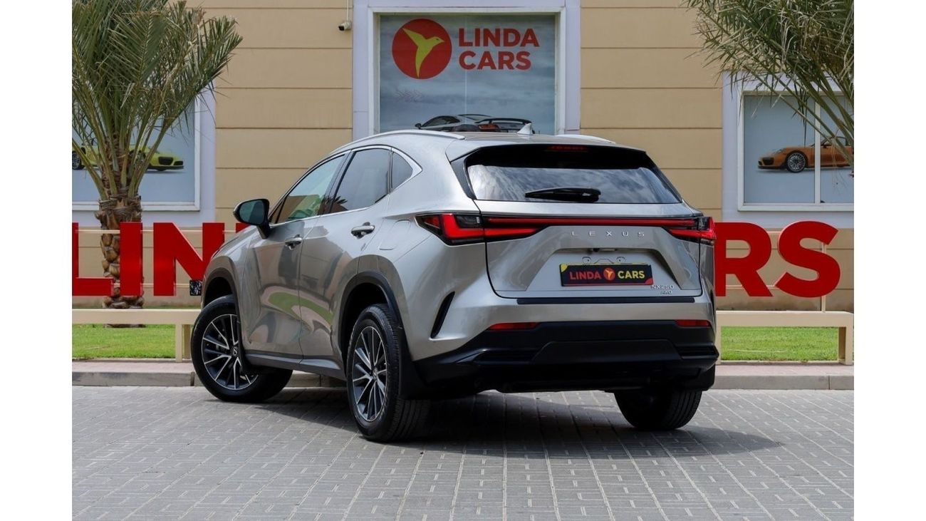 Lexus NX 250 Lexus NX250 2023 (Clean Title) American Spec under Warranty with Flexible Down-Payment/ Flood Free.