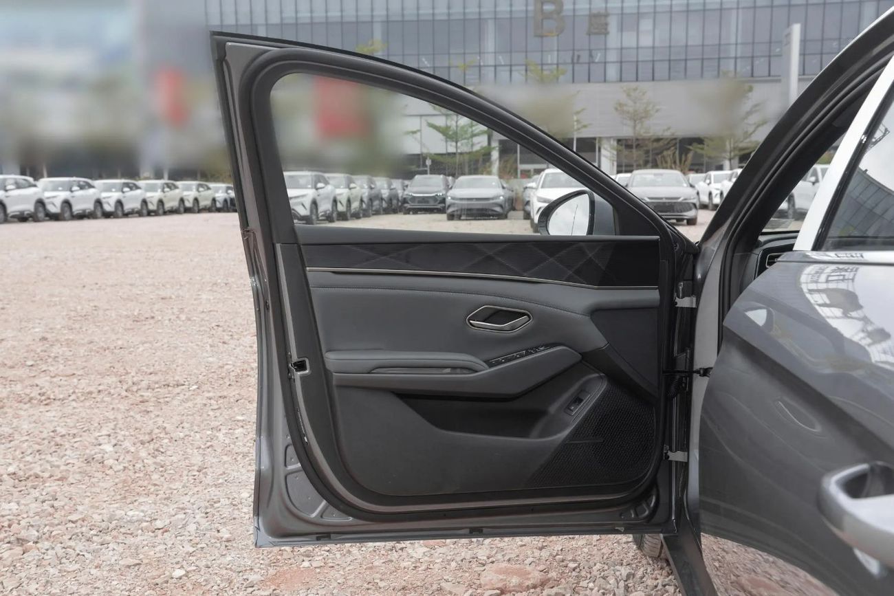 بي واي دي كين ال دي ام-اي BYD Qin L 2025 DM-i 80KM Leading Type