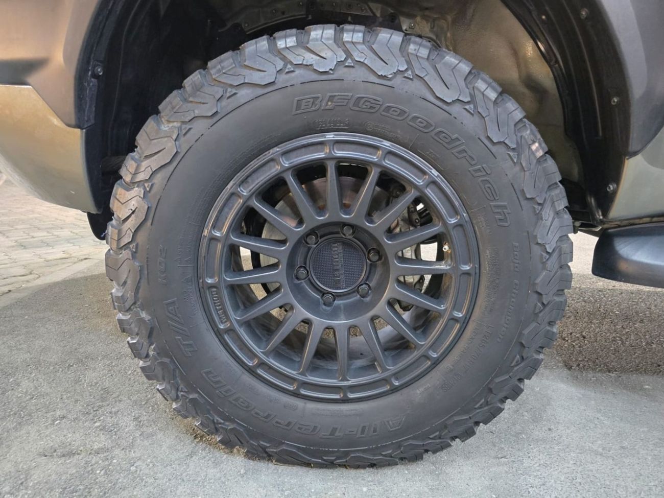 Toyota Hilux Adventure 4.0L TOYOTA HILUX ADVENTURE 2021 GCC V6 ENGINE 4.0L clean car no any work required just bu