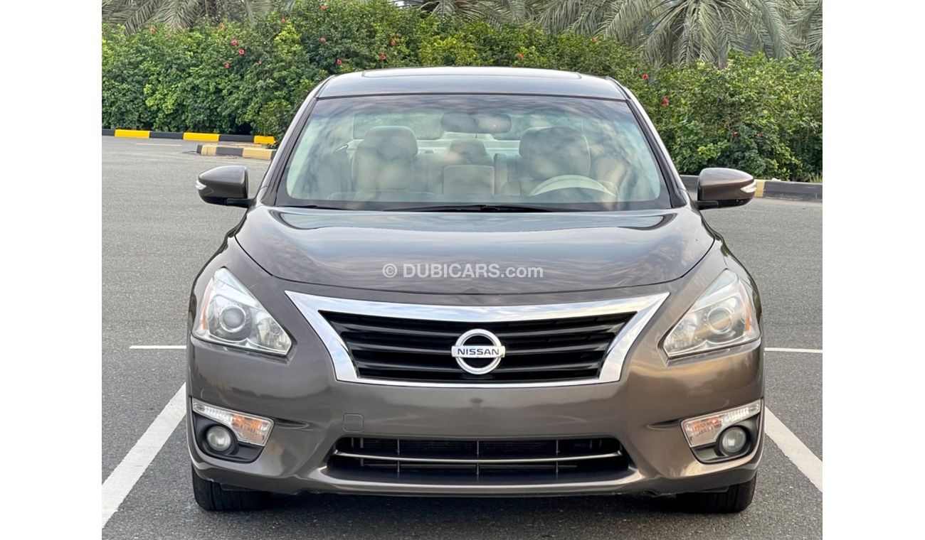 Used Nissan Altima SL Original Paint 2013 for sale in Sharjah 616954