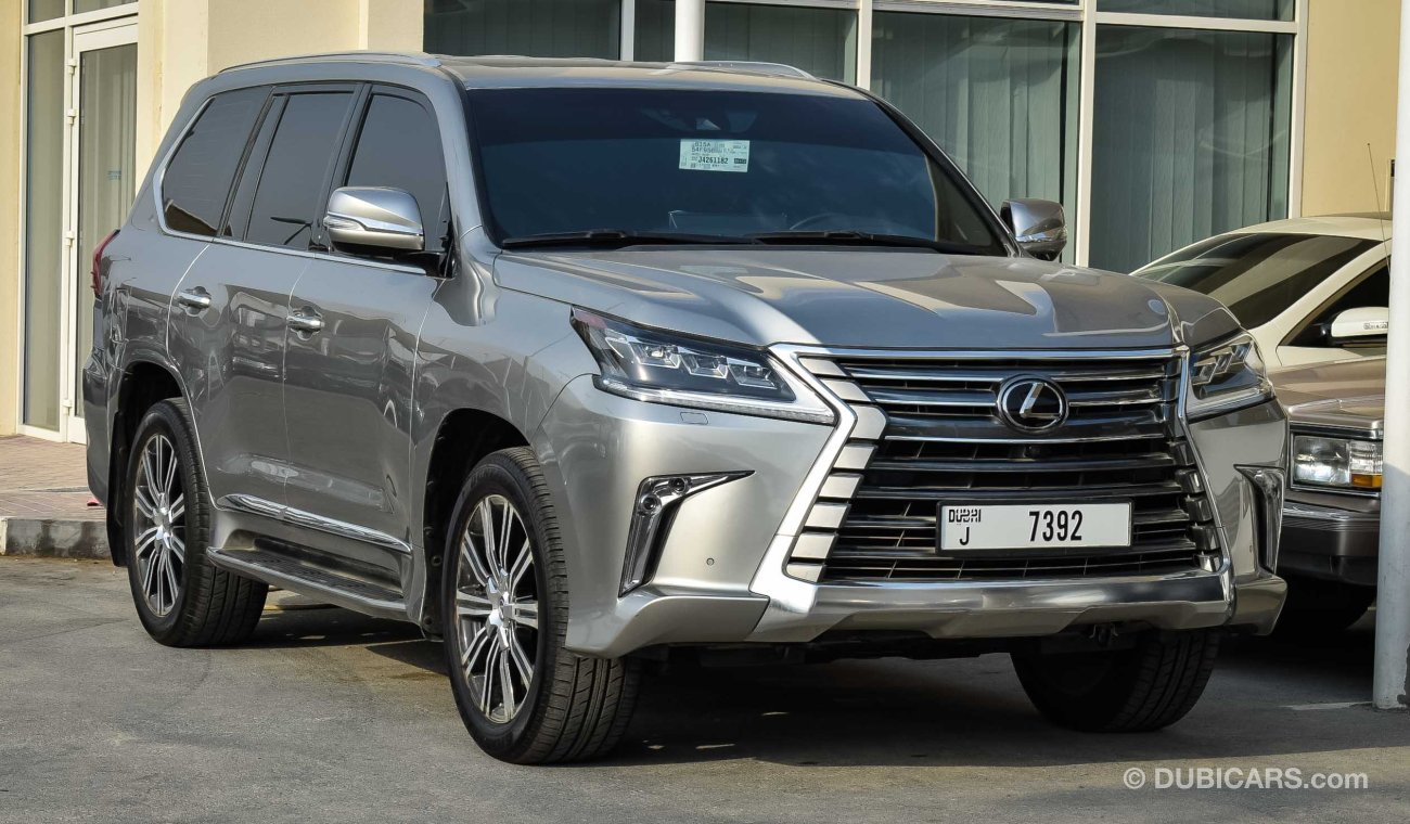 Lexus LX570