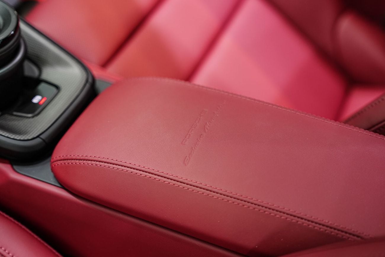 Porsche 911 Carrera GTS 3.0L (450 HP) Coupe BRAND NEW, Exclusive Manufaktur Interior Pack, GCC Specs!!