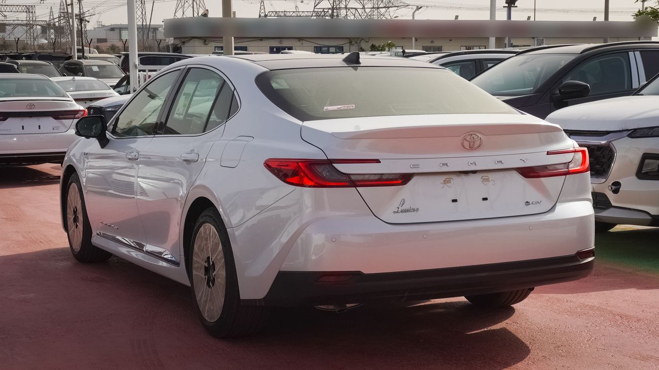 Toyota Camry Lumiere  2.5L HEV