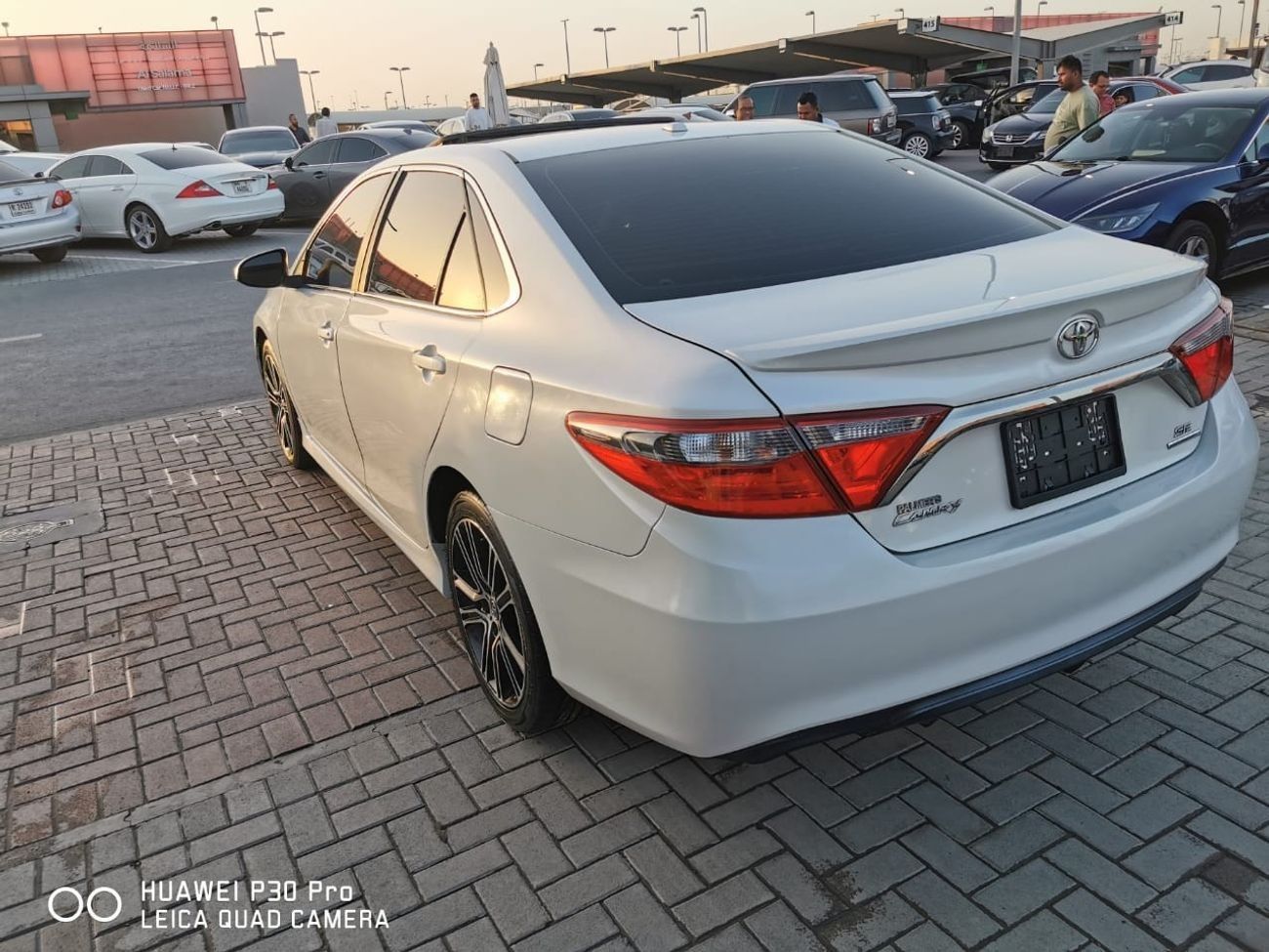 Toyota Camry GL 2.5L in excellent condition and requires no expenses