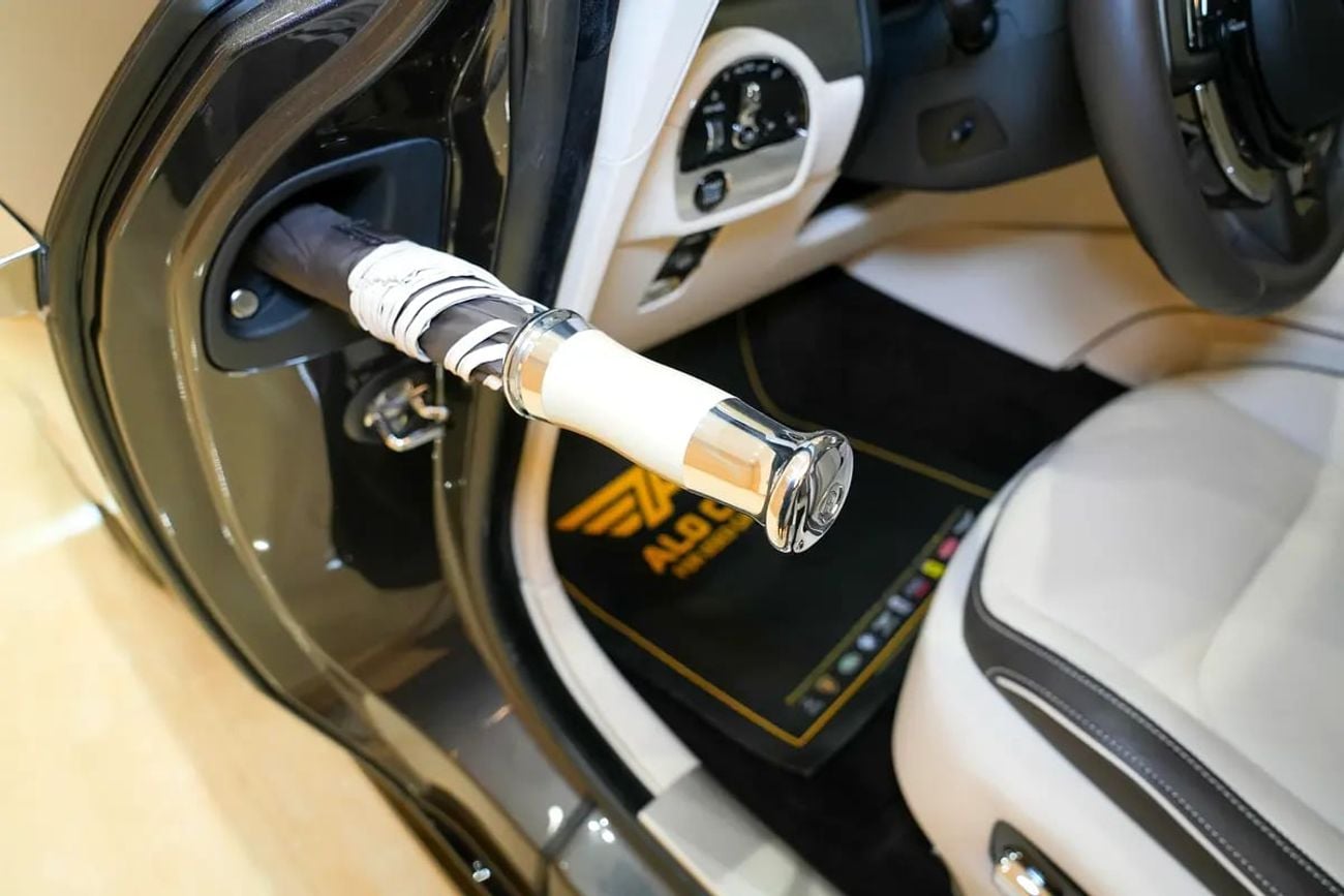 Rolls Royce Spectre STANDARD / Warranty / GCC Spec