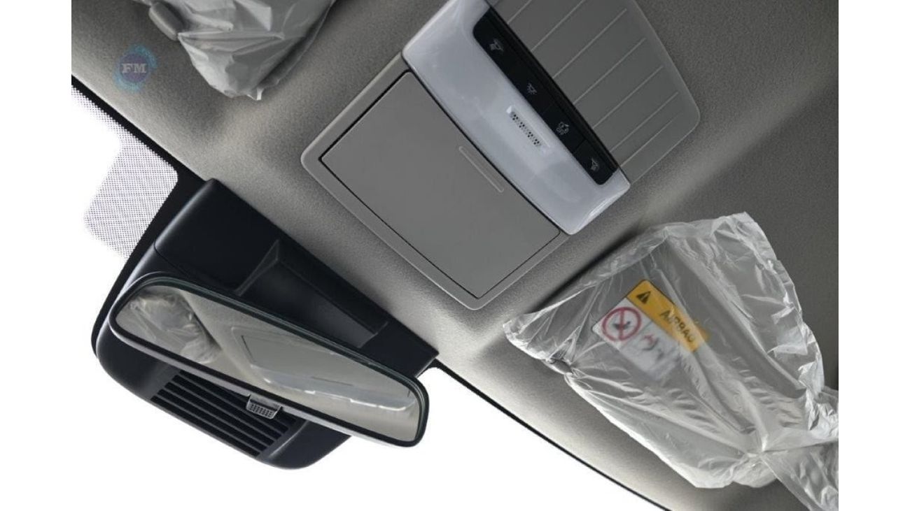 Mitsubishi L200 Double Cab GLX 2.4L Petrol