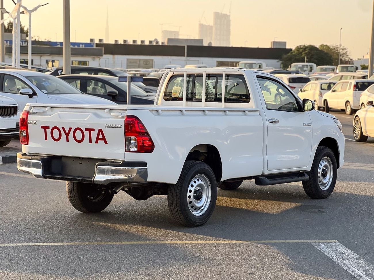 Toyota Hilux DLX EXPORT PRICE - TOYOTA HILUX 2.4L