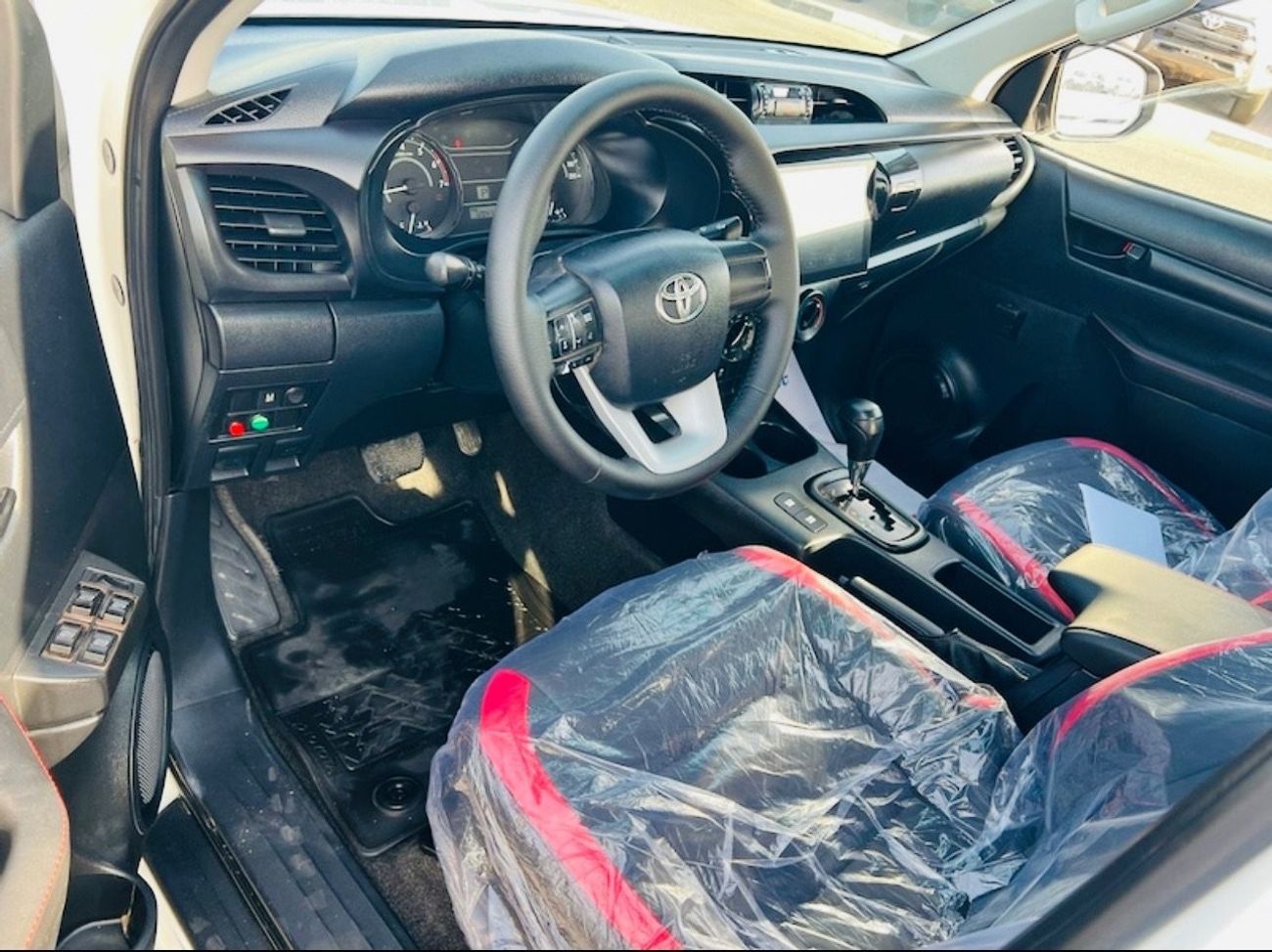 Toyota Hilux Toyota hilux 2020 v4 adventure LHD