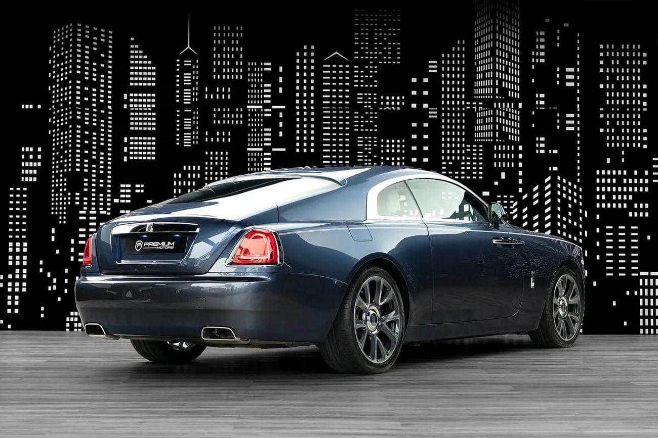 Rolls-Royce Wraith ROLLS ROYCE | WRAITH SILVER BADGE | GCC SPECS LOW MILEAGE