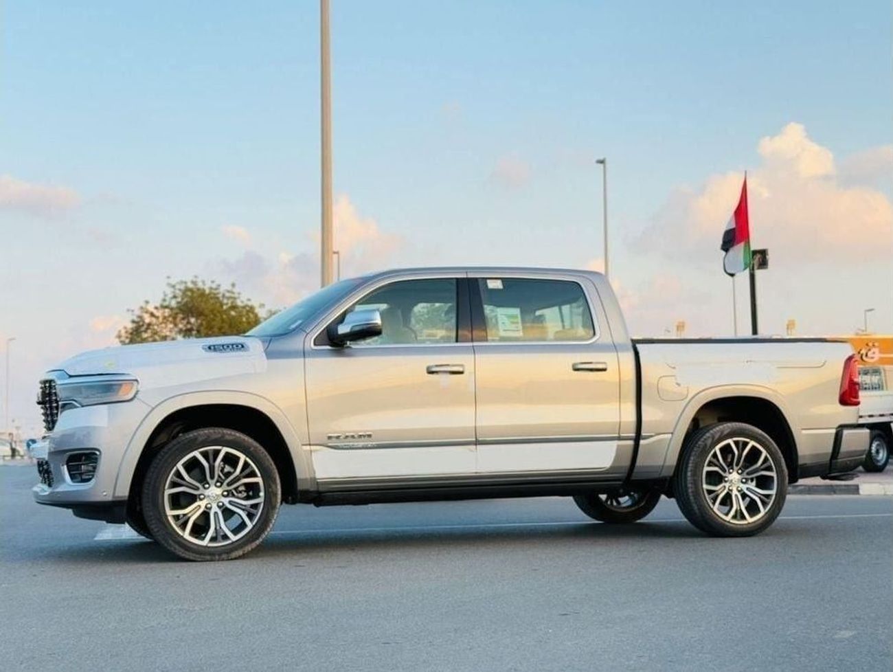 رام 1500 RAM TUNGSTEN TWIN-TURBO 3.0L  (export only)