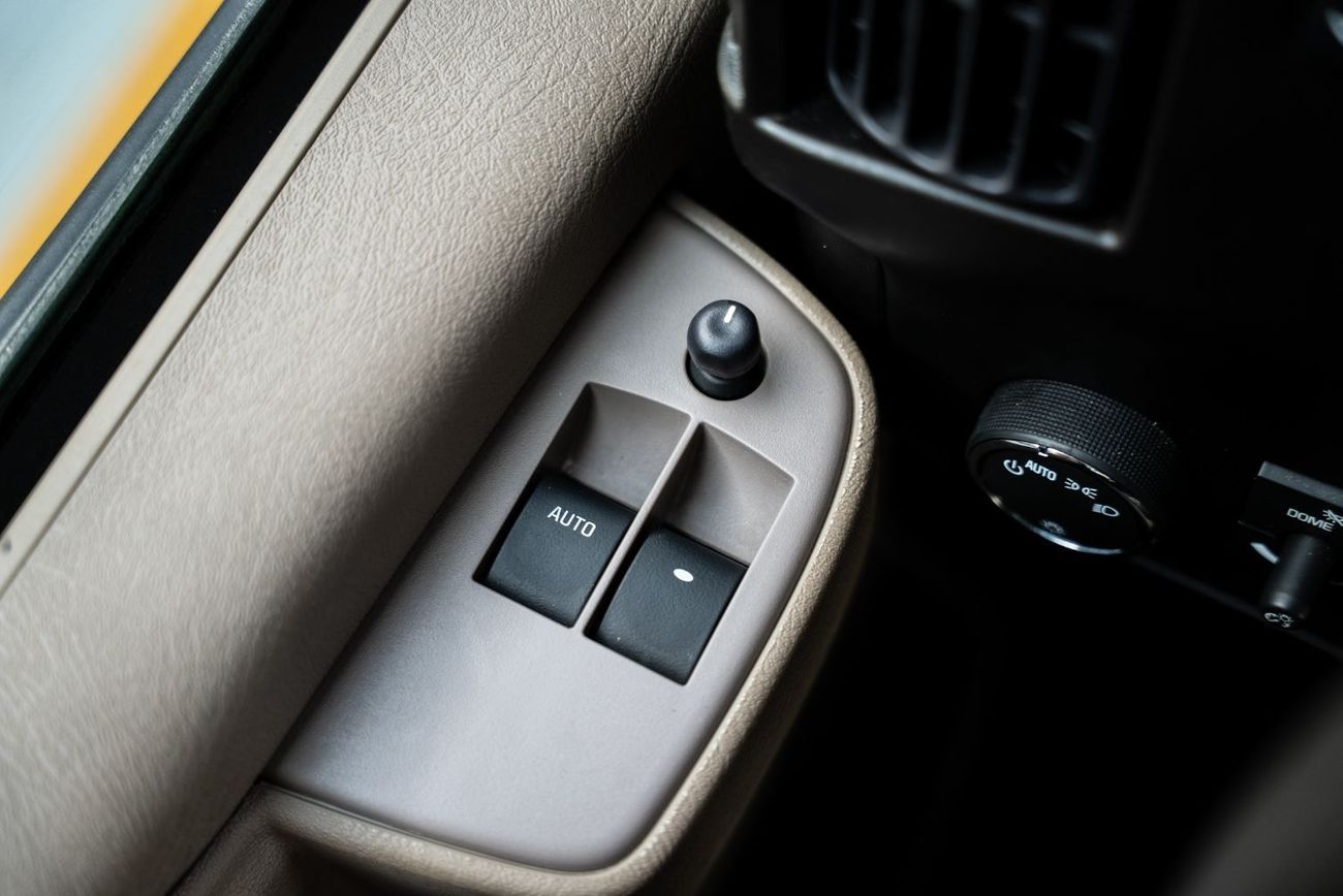 جي أم سي سافانا 3500 Cargo Extended Wheelbase 2023 GCC 6.6L V8 0Kms