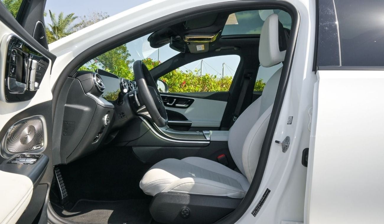 مرسيدس بنز C 200 Perfect condition Mercedes-Benz C200 Night Package / HUD / 2023 / 19" Alloy Wheels