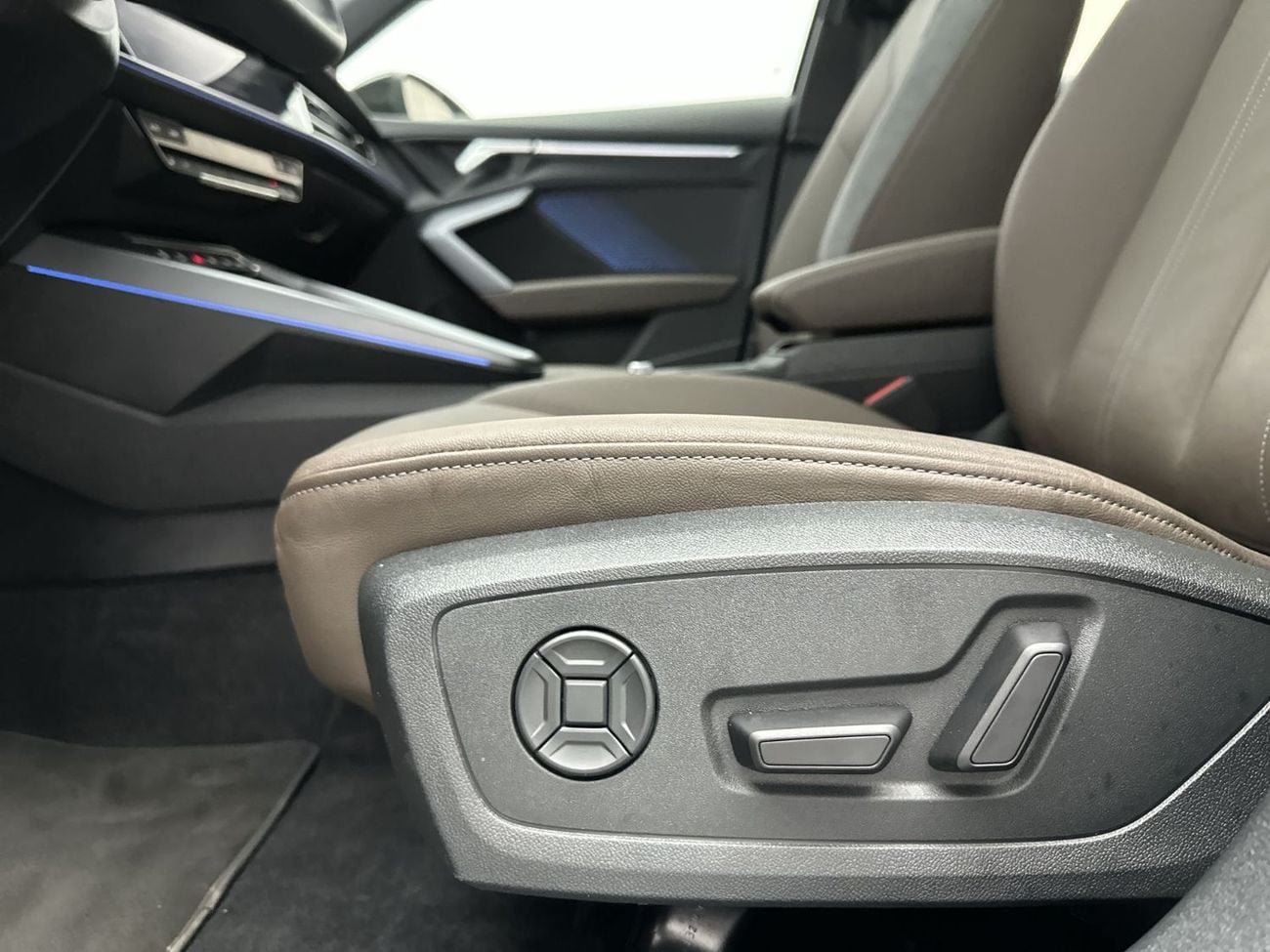 Audi A3 35 TFSI S Line 1.4L Sedan S line 35 TFSI 150hp (Ref# 45006)