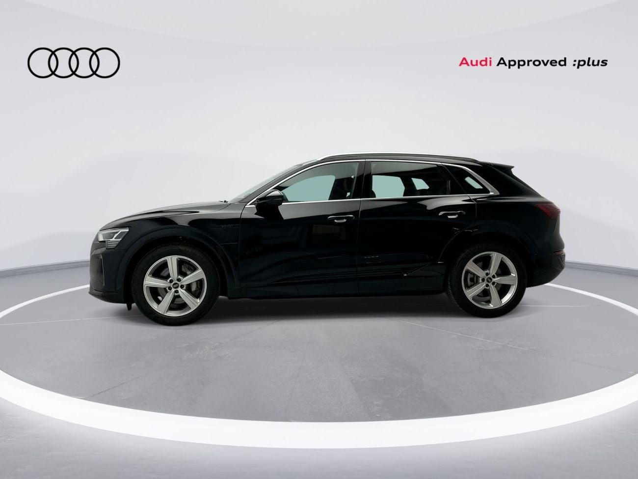 Audi Q8 etron 55 quattro Advanced 408hp (Ref# 028541)