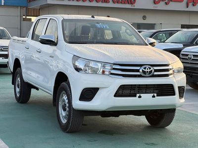 تويوتا هيلوكس GLX 2.4L Double Cab Utility