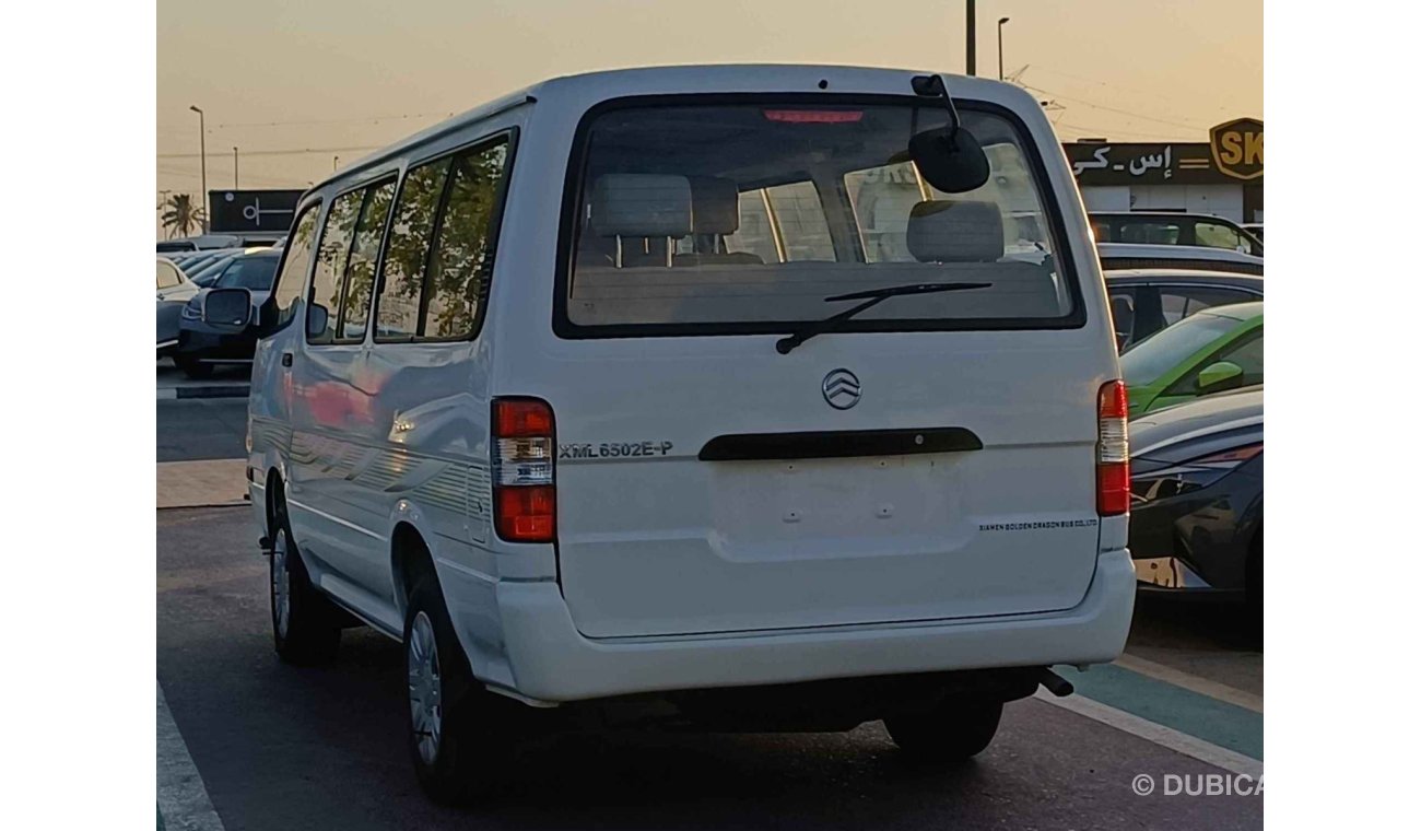 جولدن دراجون XML6502E 2.2L Petrol, M/T, 14 Seats (Can be Used in UAE)